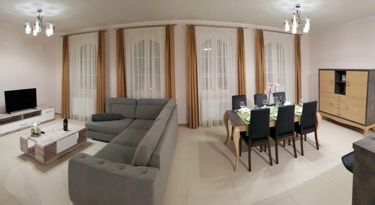 Apartamenty Elblag Buitenkant foto